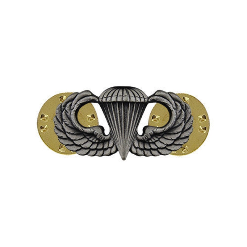 Dress Badge: Basic Parachutist Insignia – miniature, oxidized